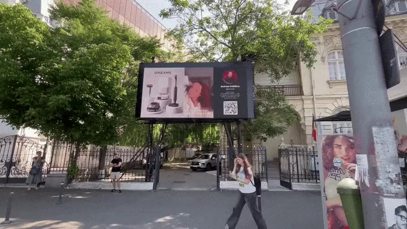 Social DOOH (Managed Services) — 8 screens · 26.5K plays