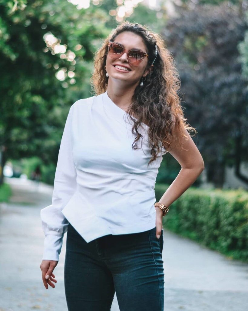Lensa creator content